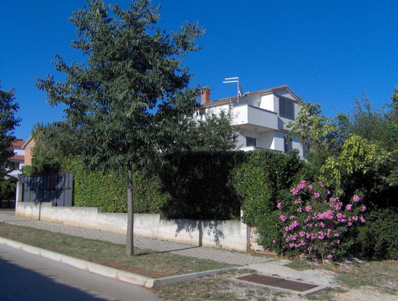 Apartment Elinor 2 Rovinj Exterior foto